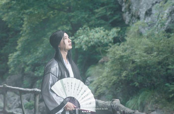 山东鄄城废弃厂房发生燃爆,当地应急:两人受伤,其中一人死亡